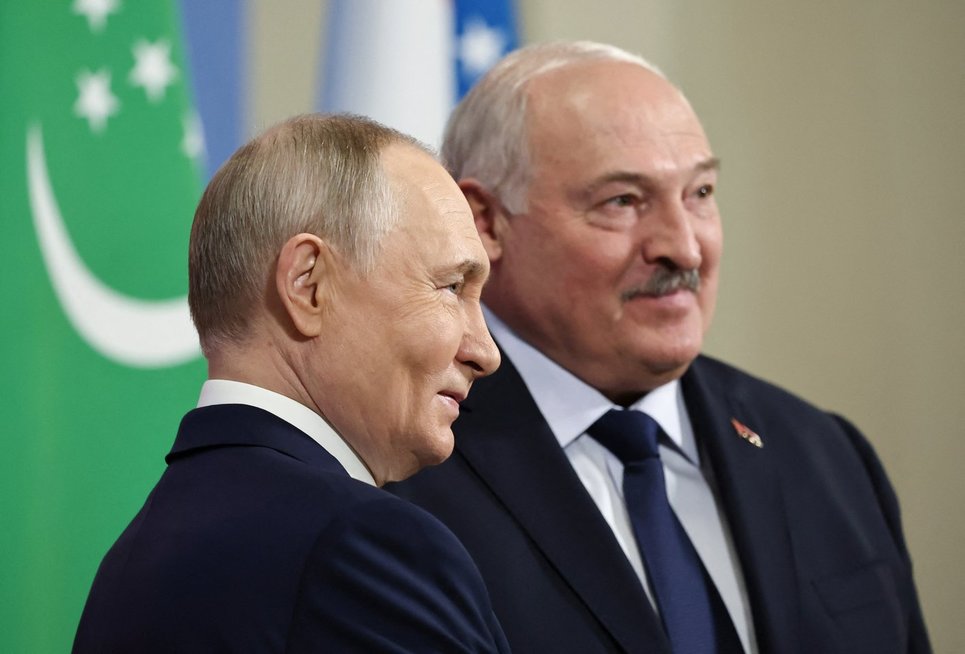 Vladimiras Putinas ir Aliaksandras Lukašenka (nuotr. SCANPIX)