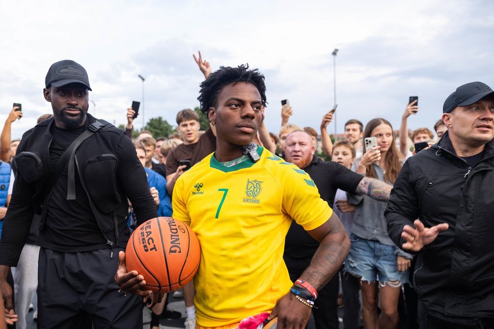 Į Vilnių atvyko interneto žvaigždė IShowSpeed Į Vilnių atvyko interneto žvaigždė IShowSpeed