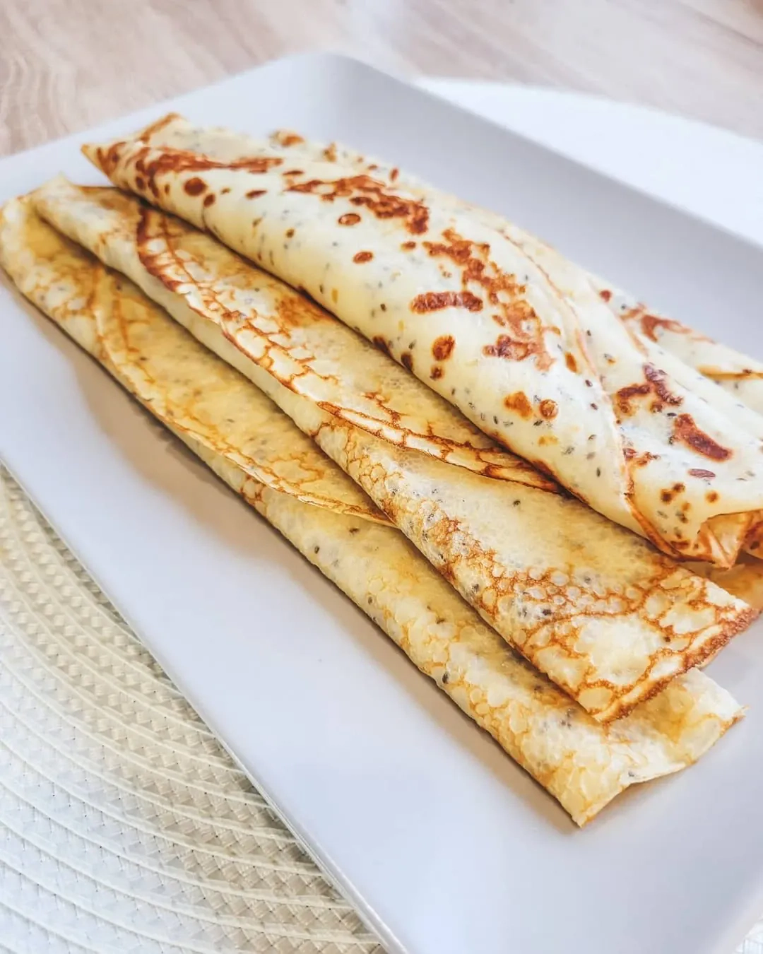 Jogurtiniai lietiniai blyneliai su čija sėklomis! 🥞