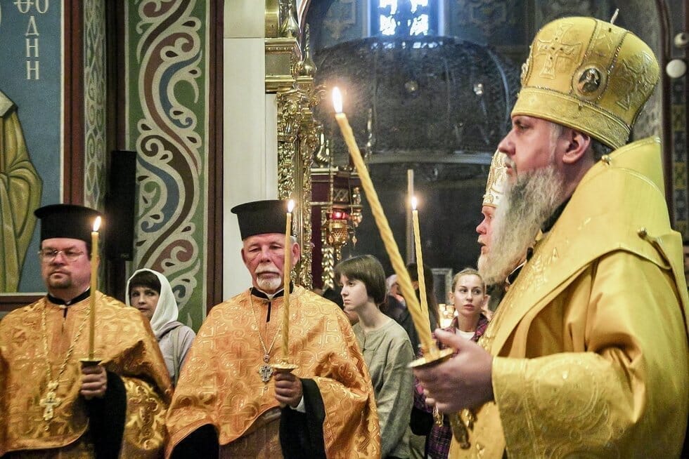 Lietuvos kunigai pamaldose su Ukrainos metropolitu Epifanijumi (nuotr. pranešimo spaudai)