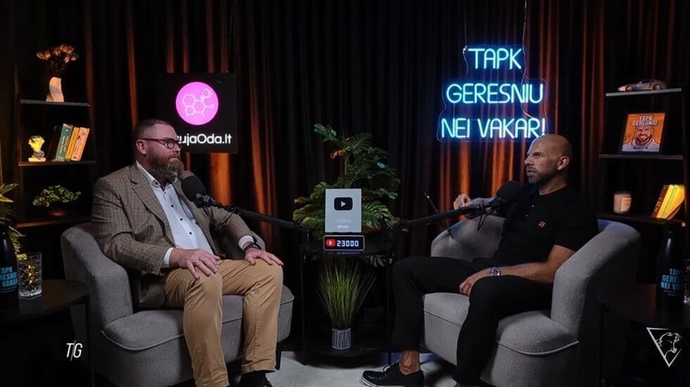 Marius Dubnikovas ir Artur Lebedenko (nuotr. stop kadras) Marius Dubnikovas ir Artur Lebedenko (nuotr. stop kadras)