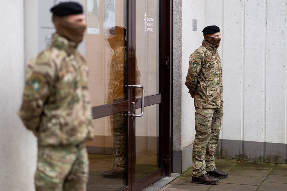 Žuvusio Belgijos kario išlydėjimas (nuotr. Elta)