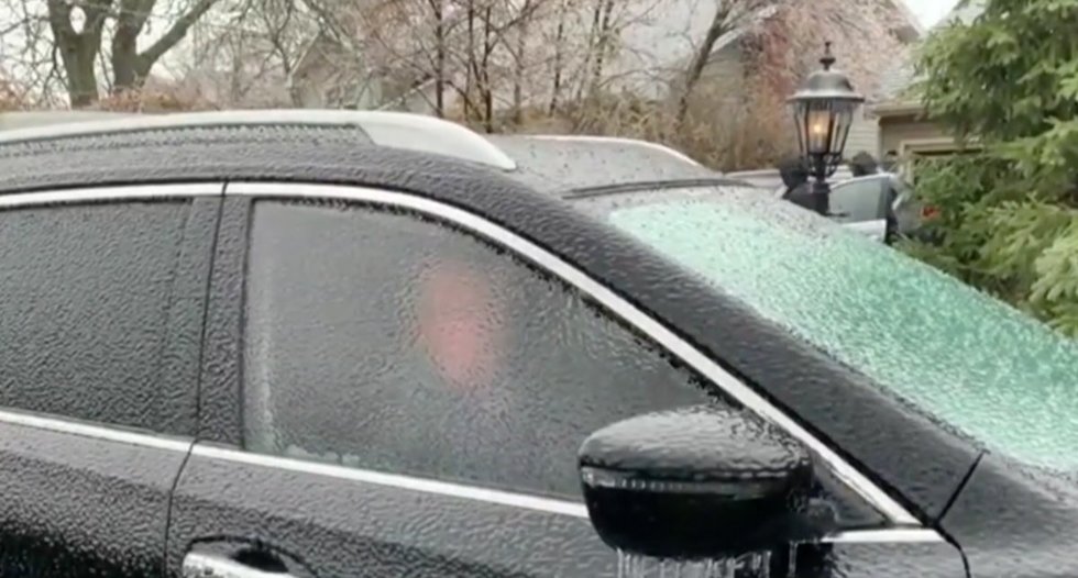 Užšalęs langas (nuotr. stop kadras)